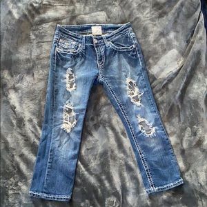 LA idol New Fashion distresses Capri jeans